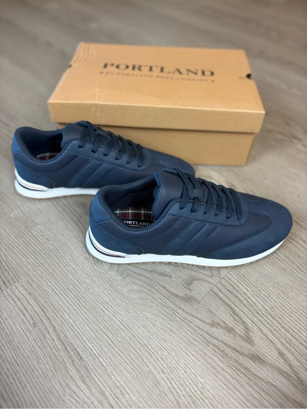 Portland Navy Men's Everyday Sneakers